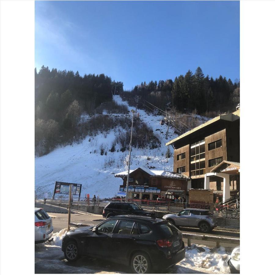 Bel Appartement En Residence 레컨테민스몬트조이 외부 사진
